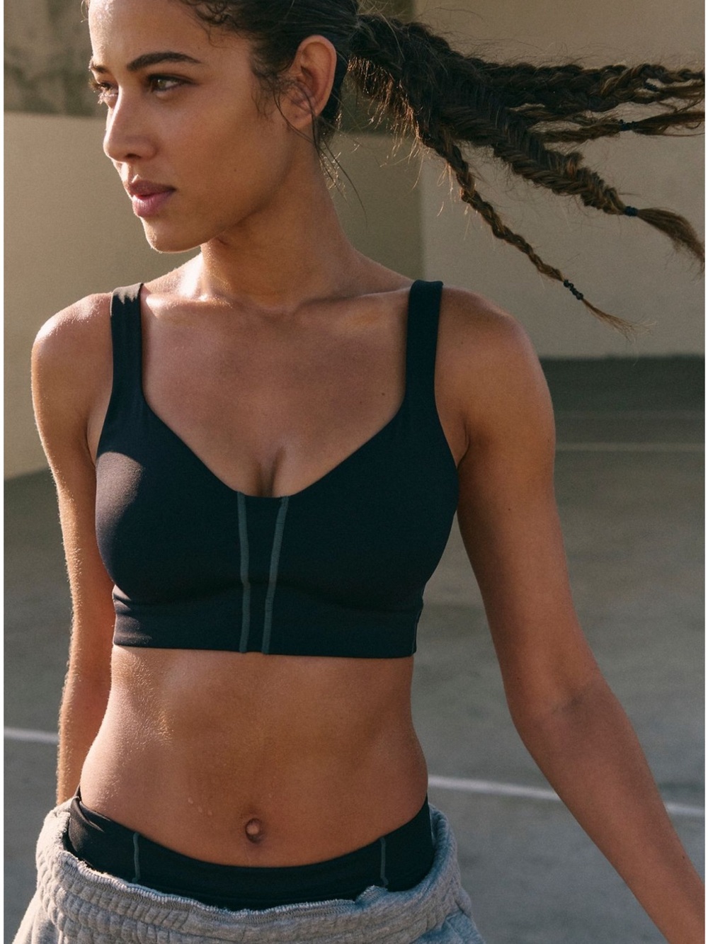 Women’s Black Sports Bra & Leggings
